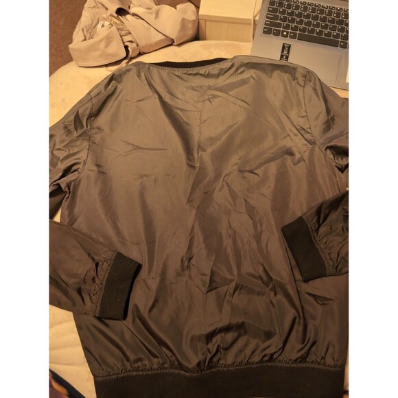 Jack and jones clothing company size medium, rain jacket bomber - Picture 6 of 6
